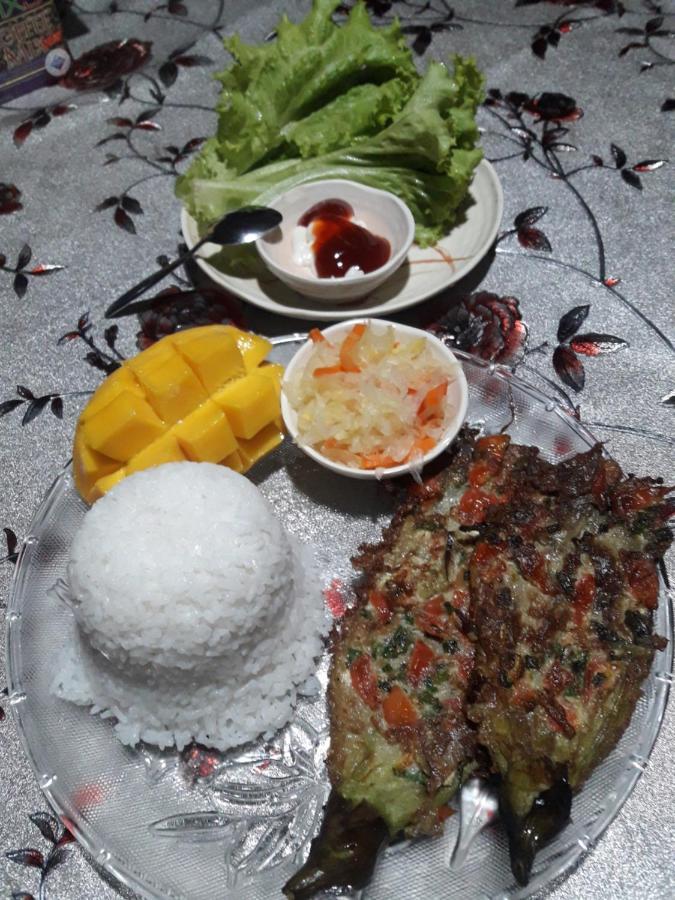 Lhoyjean Garden Hostel Batuan المظهر الخارجي الصورة