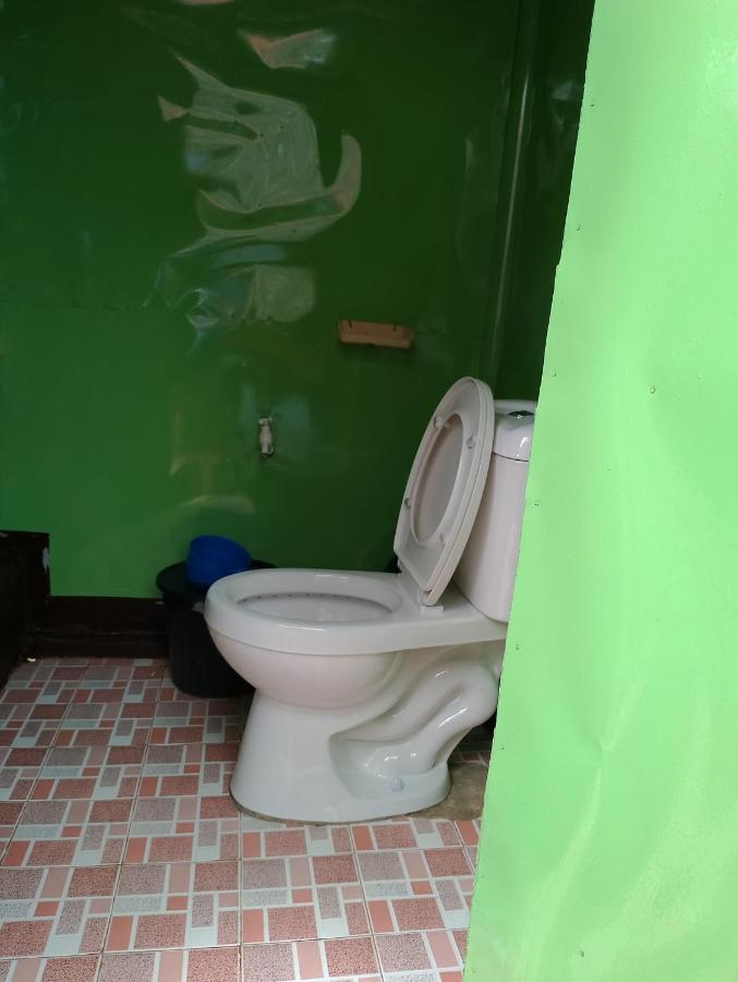 Lhoyjean Garden Hostel Batuan المظهر الخارجي الصورة