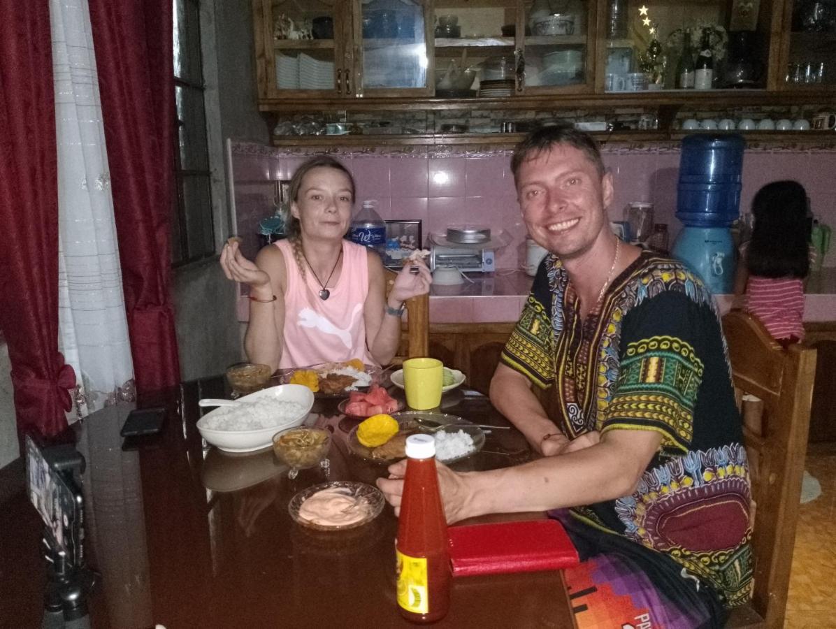 Lhoyjean Garden Hostel Batuan المظهر الخارجي الصورة