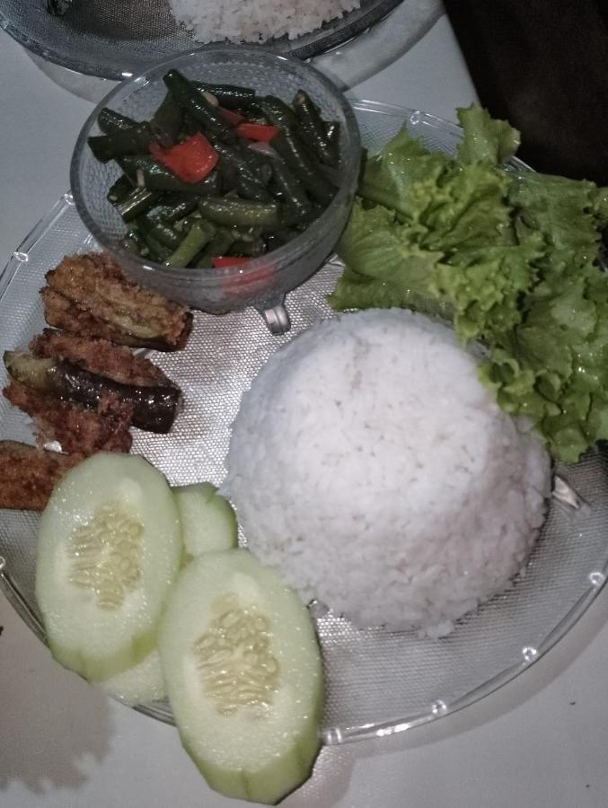 Lhoyjean Garden Hostel Batuan المظهر الخارجي الصورة