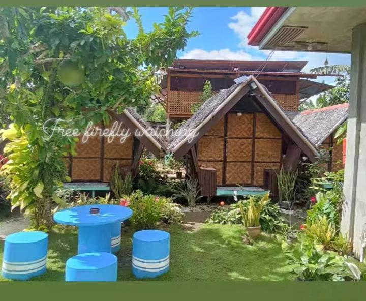 Lhoyjean Garden Hostel Batuan المظهر الخارجي الصورة