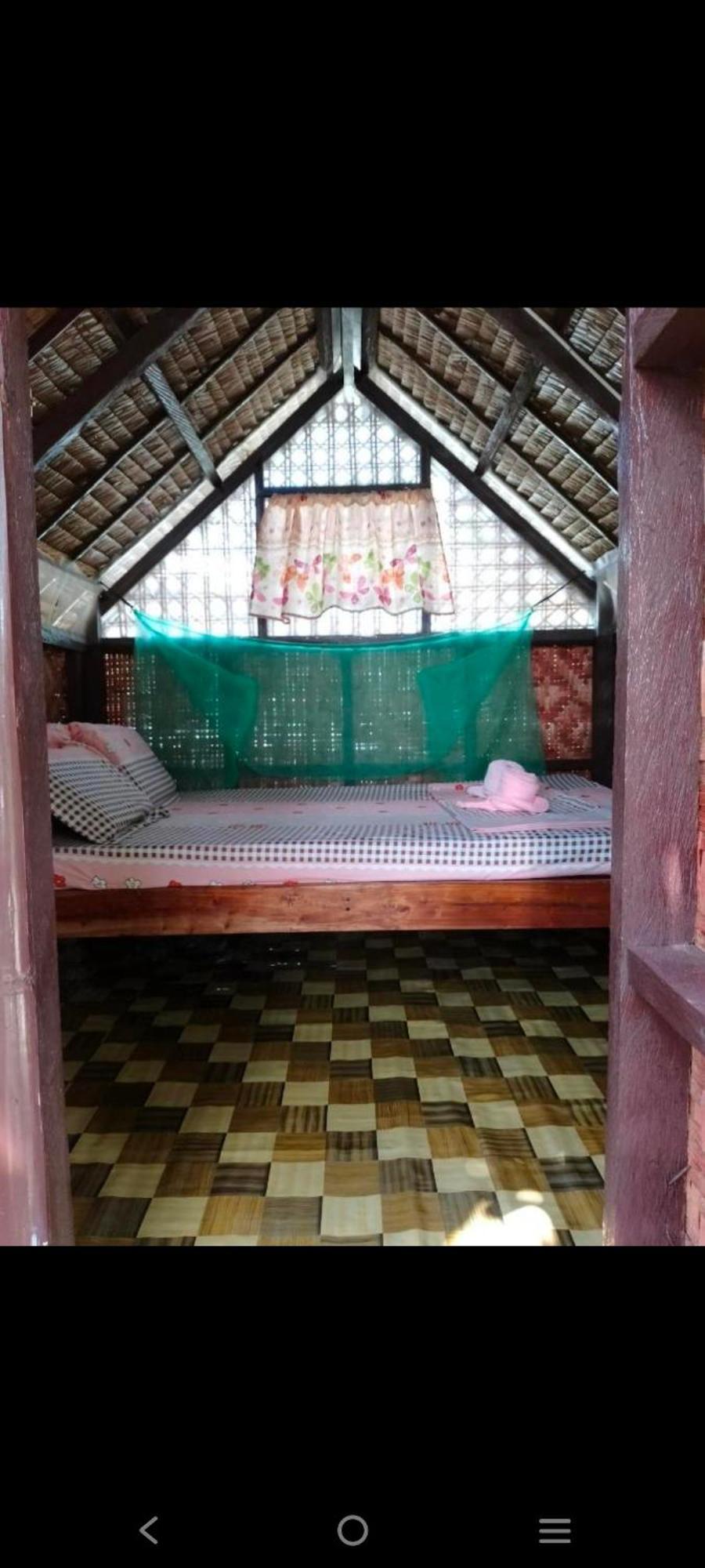 Lhoyjean Garden Hostel Batuan المظهر الخارجي الصورة
