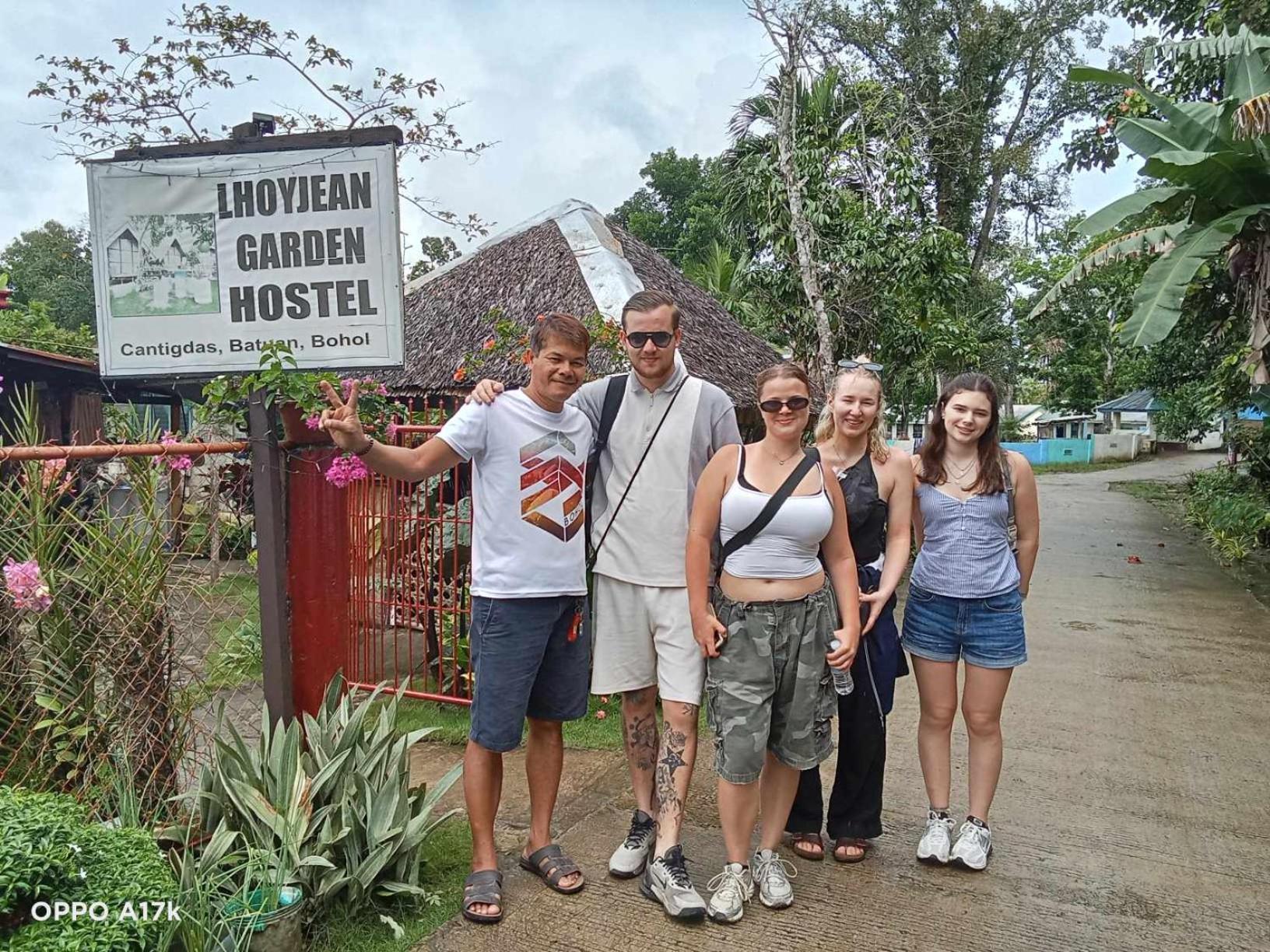 Lhoyjean Garden Hostel Batuan المظهر الخارجي الصورة